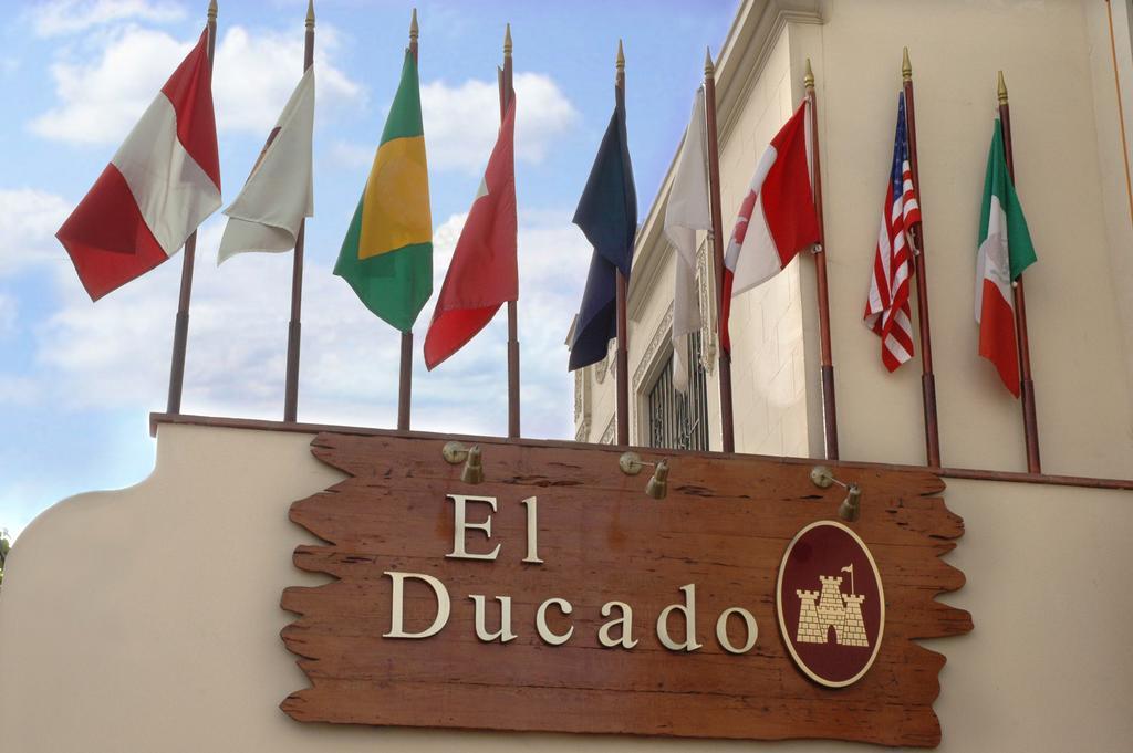 Hotel El Ducado Lima Exterior photo